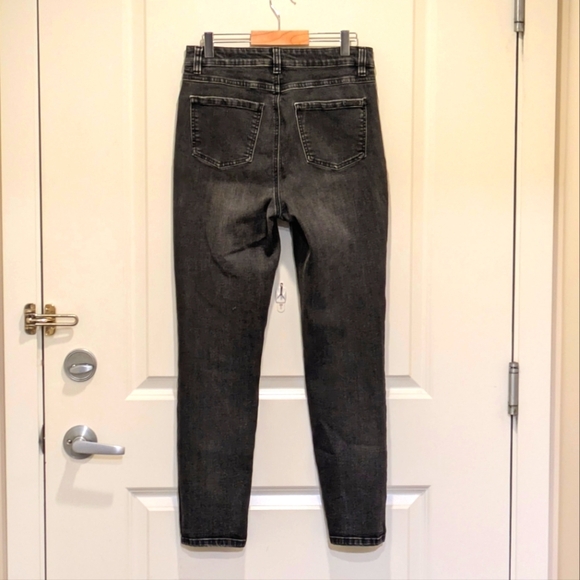 Joseph Ribkoff 8 Embellished Cotton Blend Black Jeans - Picture 6 of 8